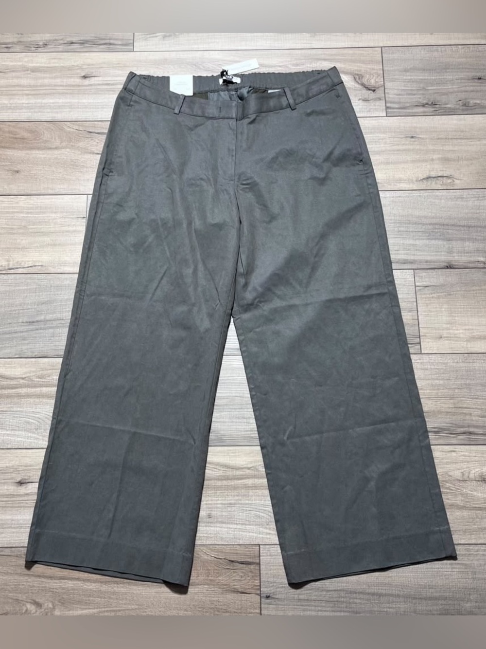 Banana Republic Womens Everyday Wide-Leg Pant in Tencel-Cotton XL Olive Green